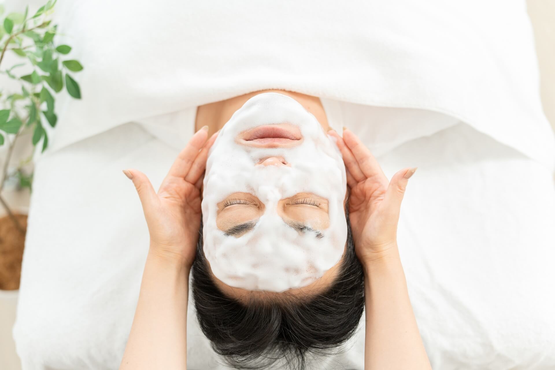 エステサロンで受けられるピーリングの具体的な施術内容